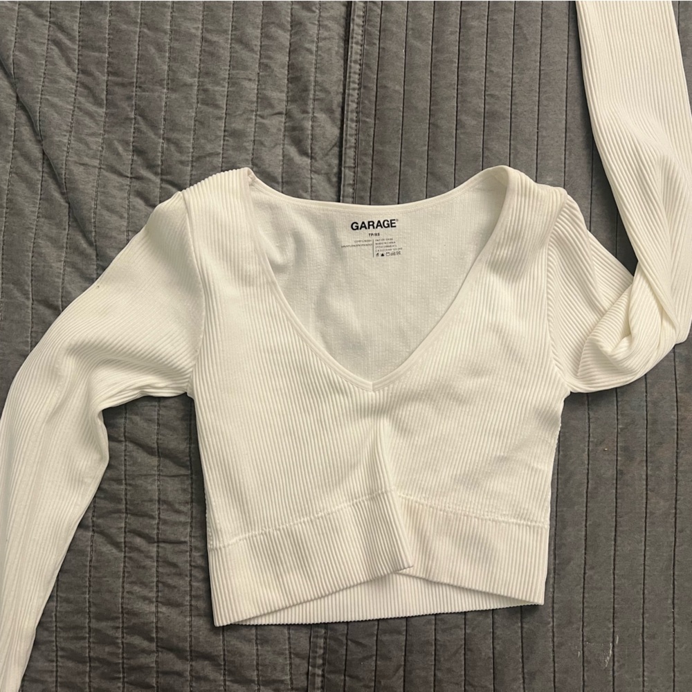 Garage Ivory Ribbed Top - Picture 2 of 4